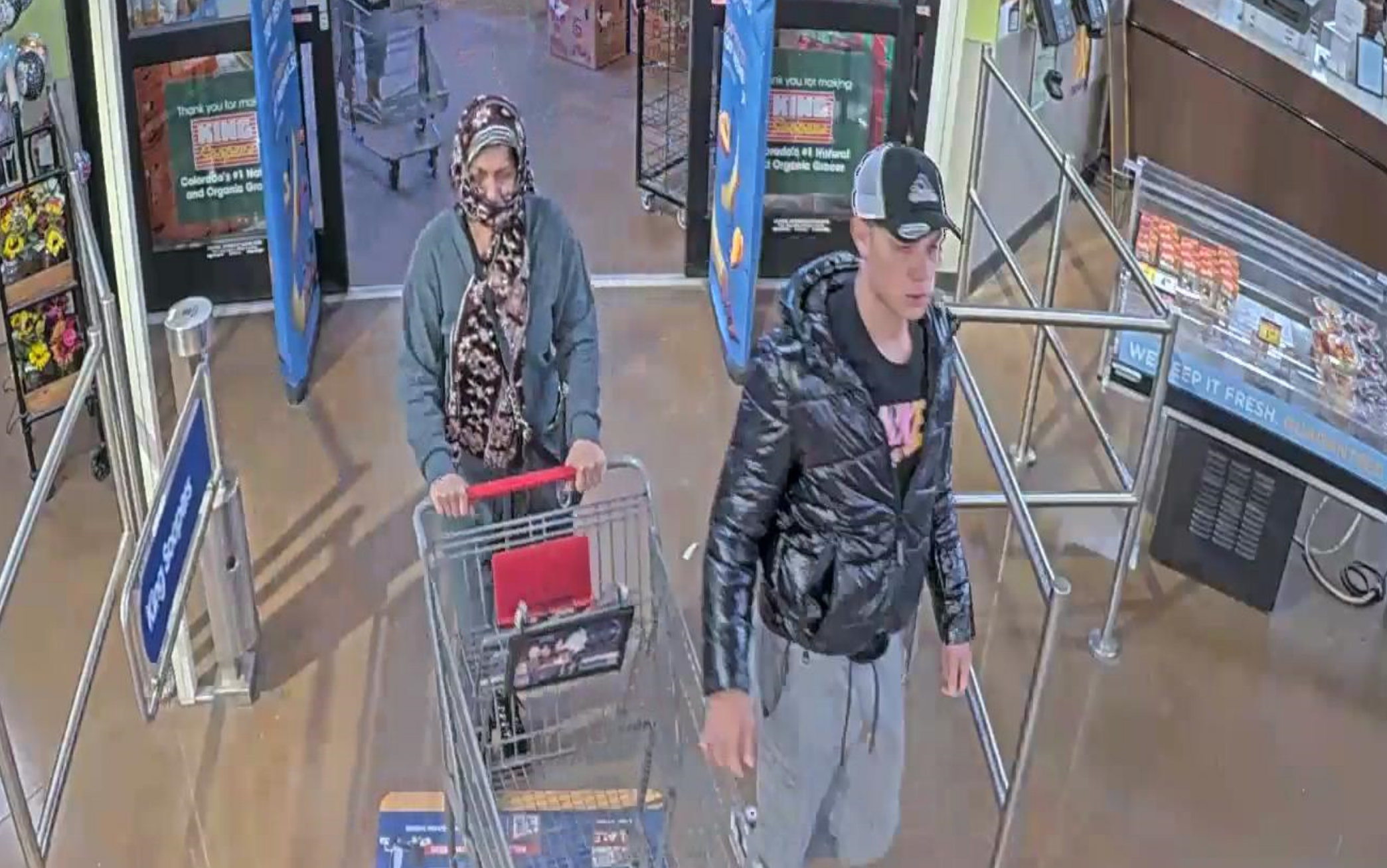suspects at grocery store