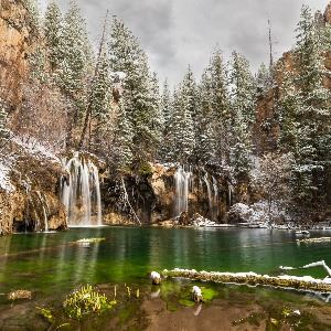 Winter Stillness of Mothion